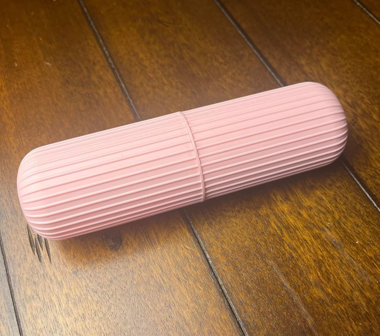 Pink Travel Toothpaste/Toothbrush Holder