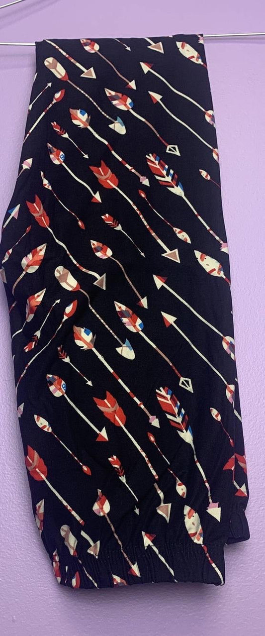 Buttery Soft Arrow Design Leggings - Plus Size